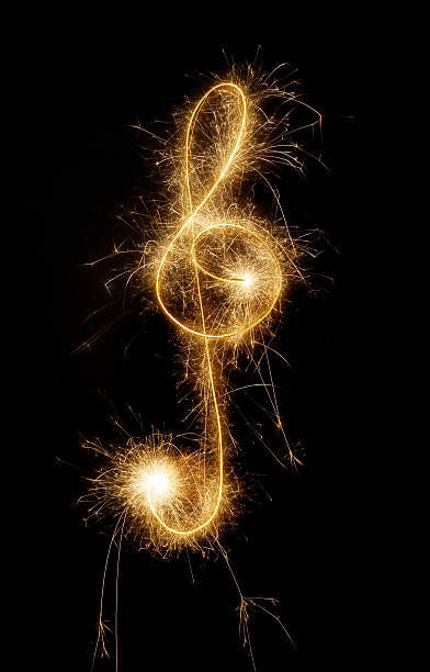 espumante clave de sol - treble clef music fire musical symbol imagens e fotografias de stock