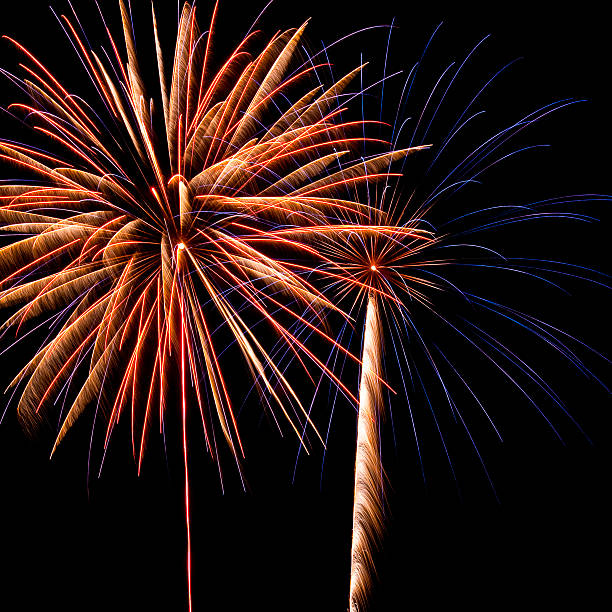 feuerwerk am schwarzen - toll free audio stock-fotos und bilder