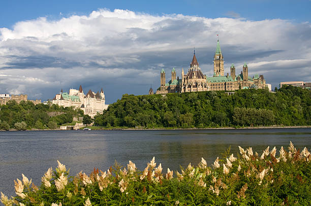 istock Parliament of Canada 176081197
