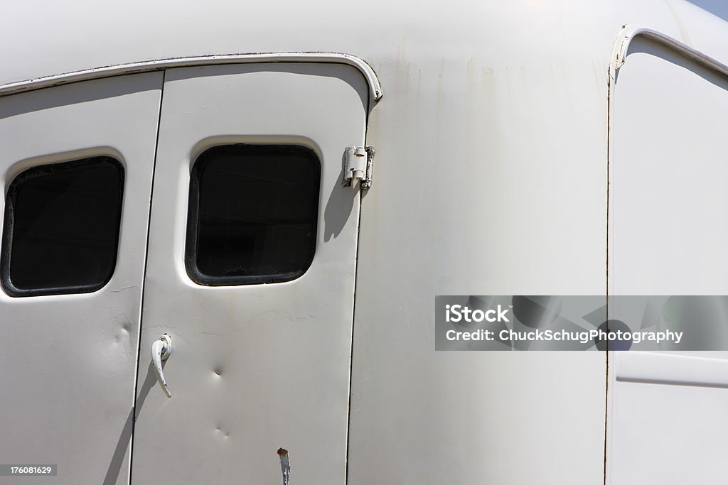 Camión de reparto de mercancías comercial Van - Foto de stock de Abollado libre de derechos