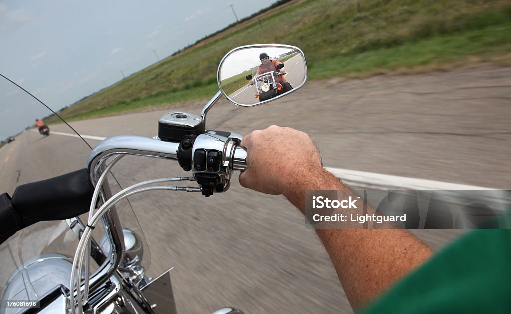 In bicicletta - Foto stock royalty-free di Motocicletta