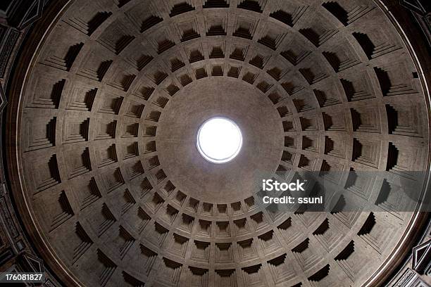 Pantheon Tetto - Fotografie stock e altre immagini di Pantheon - Roma - Pantheon - Roma, Ambientazione interna, Architettura