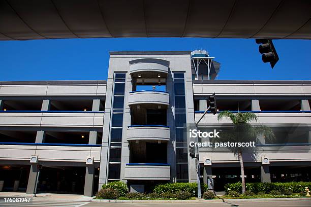 駐車場ではlax Xxxl - セルフサービスのストックフォトや画像を多数ご用意 - セルフサービス, ロサンゼルス市, 外壁