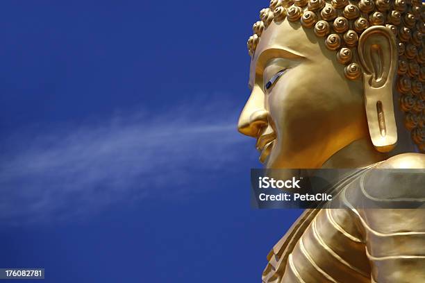 Foto de Buddha e mais fotos de stock de Província de Phuket - Província de Phuket, Arte, Arte e Artesanato - Assunto