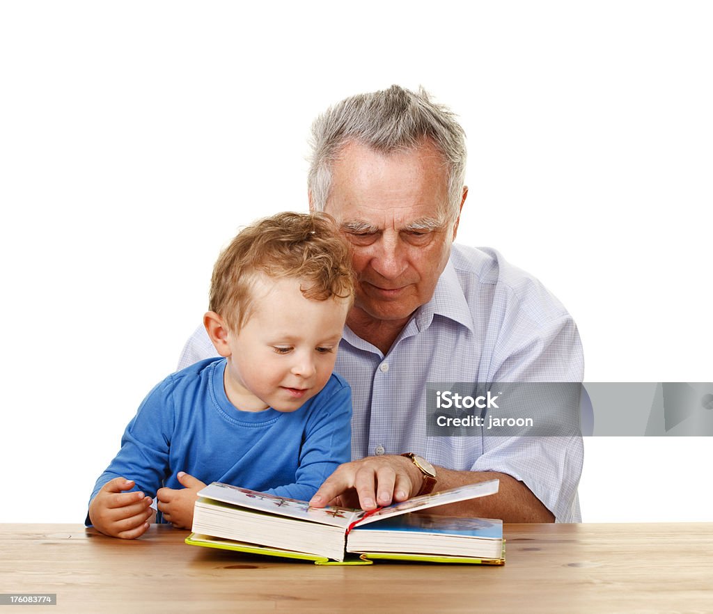 Felice nonno con suo nipote - Foto stock royalty-free di 2-3 anni