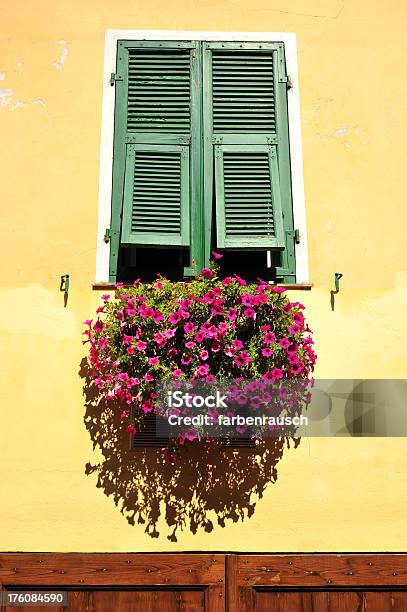 Italienische Fenster Stockfoto und mehr Bilder von Architektonisches Detail - Architektonisches Detail, Architektur, Balkon