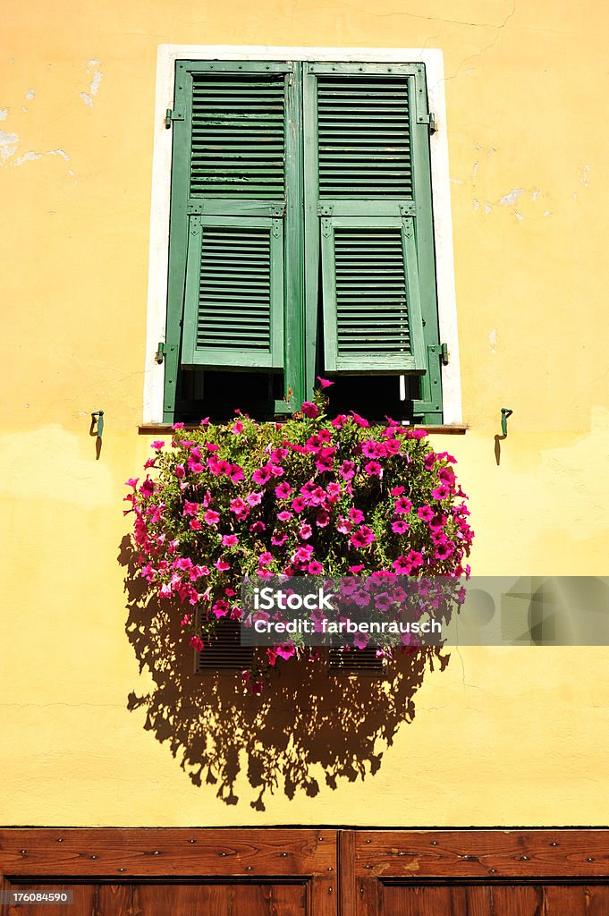 Italiano janela - Royalty-free Amarelo Foto de stock