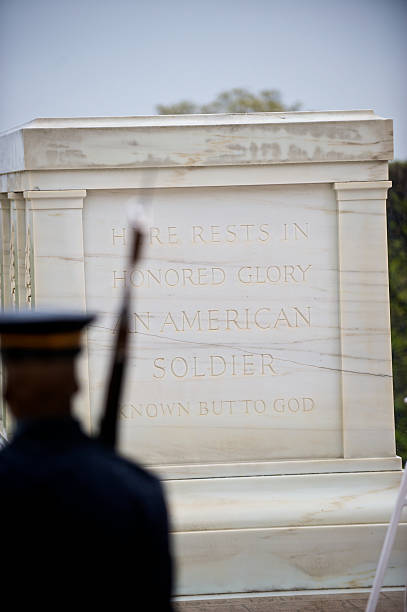 istock Tomb of the Unknown Soldier 176087135