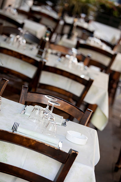 istock Alfresco outdoor dining table 176088506