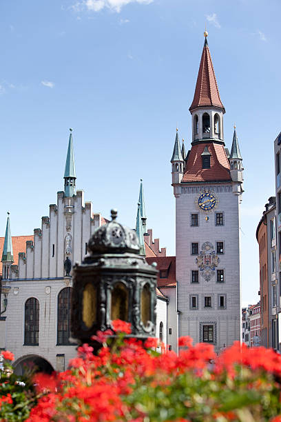 istock Blue sky over old town hall in Munich Germany 176088853