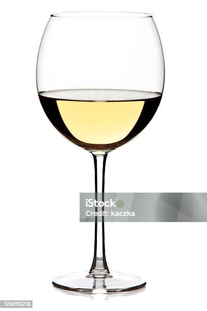 Foto de Vinho De Vidro Isolada No Branco e mais fotos de stock de Amarelo - Amarelo, Aviso de frágil, Azul