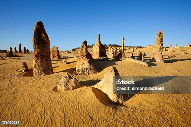 The Pinnacles Stockfoto und mehr Bilder von Australien - Australien, Fels, Felsspitze