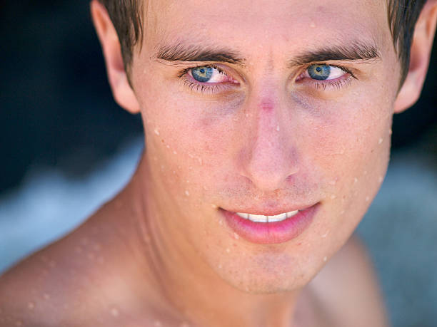 istock Young male swimmer portrait 176093618