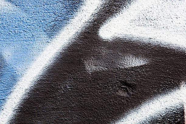 Detalhe de grafite. Arte ou vandalismo. - fotografia de stock