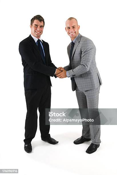 握手をするビジネスパートナーの2 つの白で分離i - 2人のストックフォトや画像を多数ご用意 - 2人, よそいきの服, カットアウト