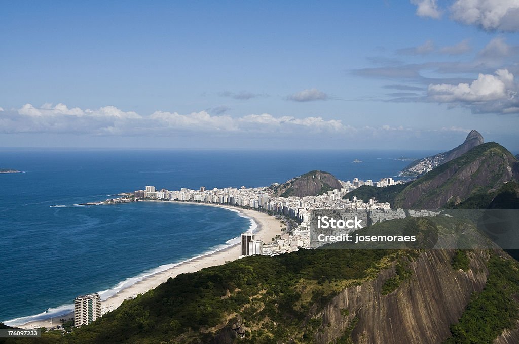 Rio de Janeiro Spiaggia di Copacabana - Foto stock royalty-free di Ambientazione esterna