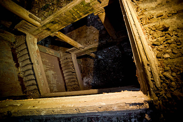 istock Stairs in abandoned building 176098609