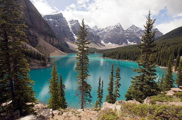 istock Mountains with turquoise  glacial lake 176098660