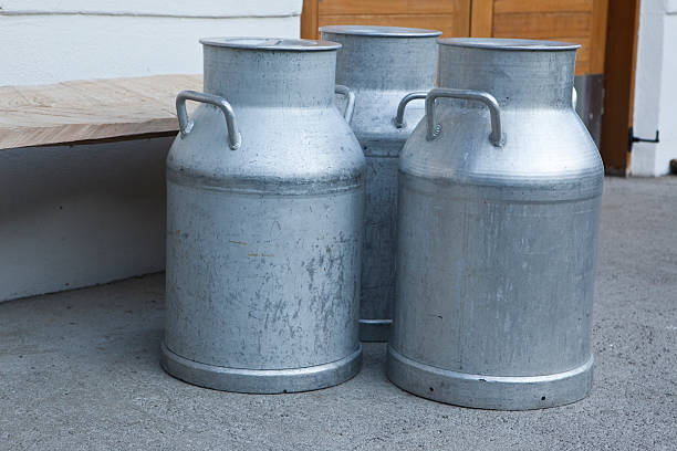 istock Large milk cans XXXL 176099408
