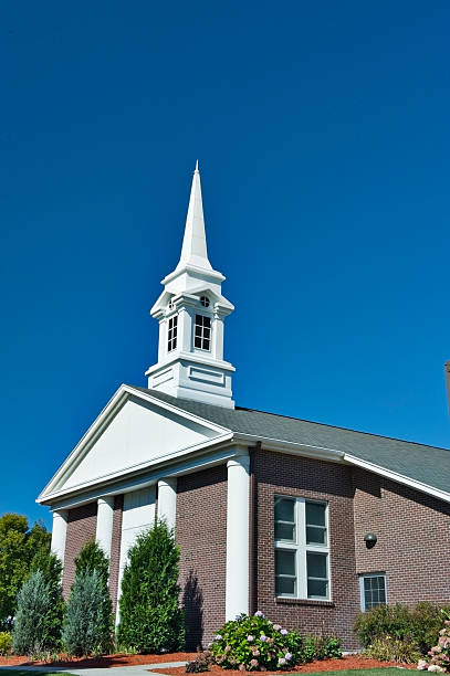 istock New Hampshire Church 176099897