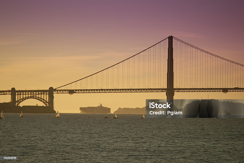 El histórico puente Golden Gate - Foto de stock de Acero libre de derechos