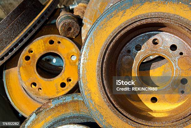 Rusty Rotores - Fotografias de stock e mais imagens de Carro - Carro, Disco de Travão, Lixo