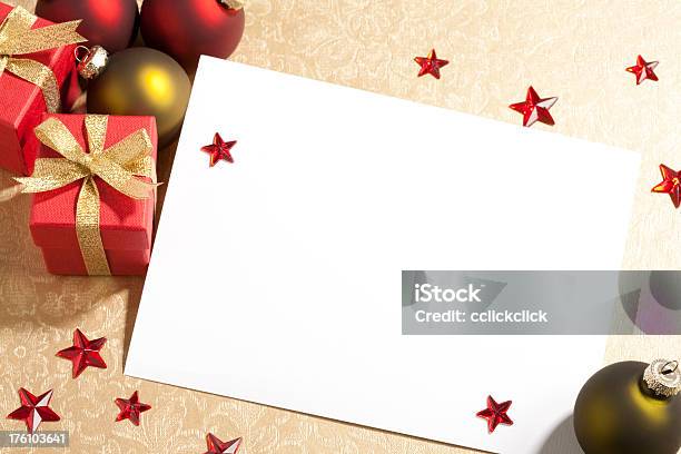 Cartão De Natal - Fotografias de stock e mais imagens de Bola de Árvore de Natal - Bola de Árvore de Natal, Caixa, Caixa de presentes