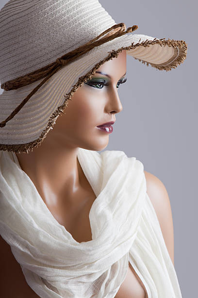 istock Fashionable mannequin 176108129