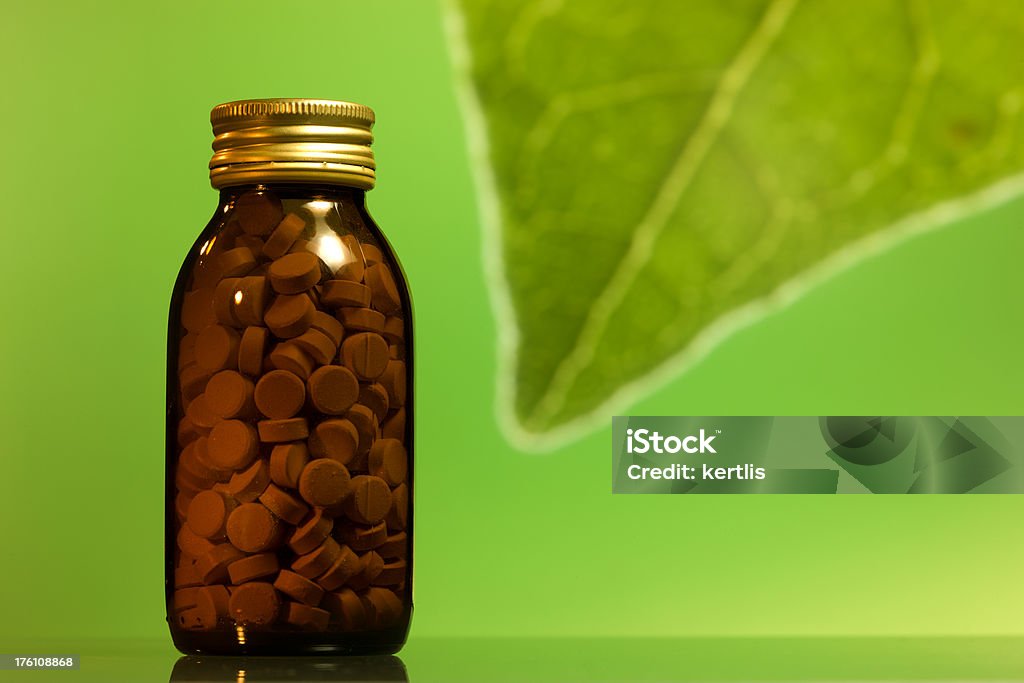 De medicamentos naturais, comprimido frasco de vidro - Royalty-free Alimentação Saudável Foto de stock