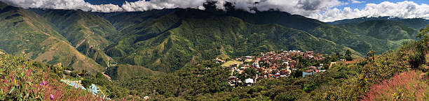 istock Coroico Bolivia Panorama 176109348