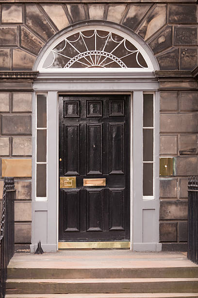 istock Georgian entrance 176113627