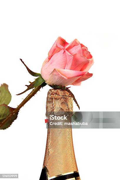 Sekt Stockfoto und mehr Bilder von Alkoholisches Getränk - Alkoholisches Getränk, Blume, Einzelne Blume