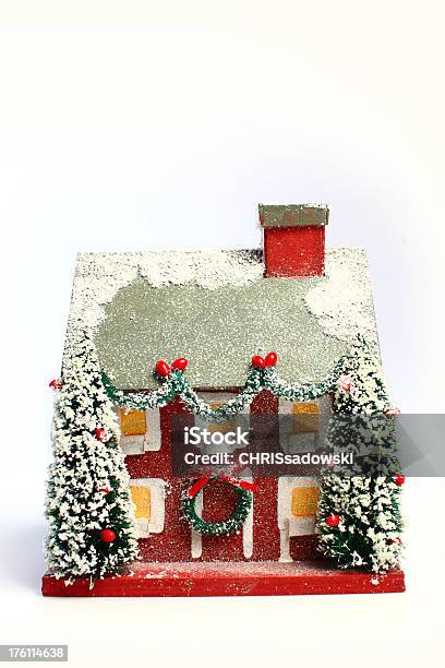 Casa De Navidad Foto de stock y más banco de imágenes de Adorno de navidad - Adorno de navidad, Alcorza, Arquitectura