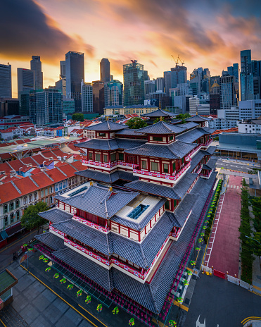Beautiful Buddha Tooth Relic Temple in Singapore