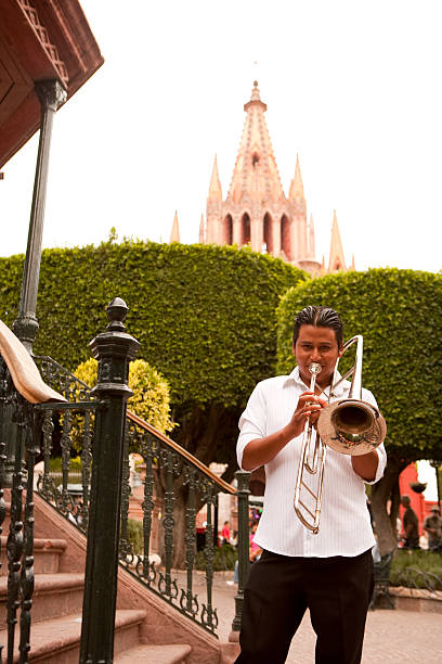 istock San Miguel de Alllende Musician 176118281