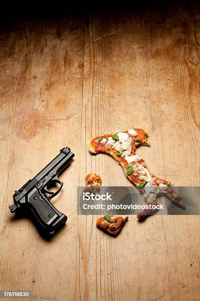 Włoski Przestępstwo - zdjęcia stockowe i więcej obrazów Broń palna - Broń palna, Fotografika, Ludzie