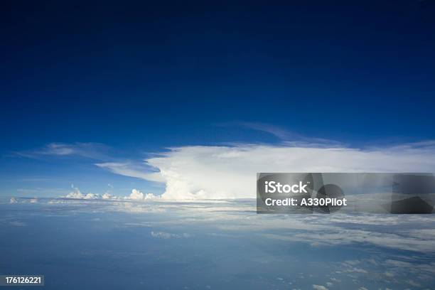 雷雨 - 内部のストックフォトや画像を多数ご用意 - 内部, 嵐の前の静けさ, ふわふわ