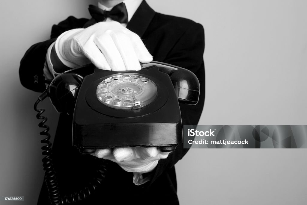 Butler com Telefone - Royalty-free Mordomo Foto de stock