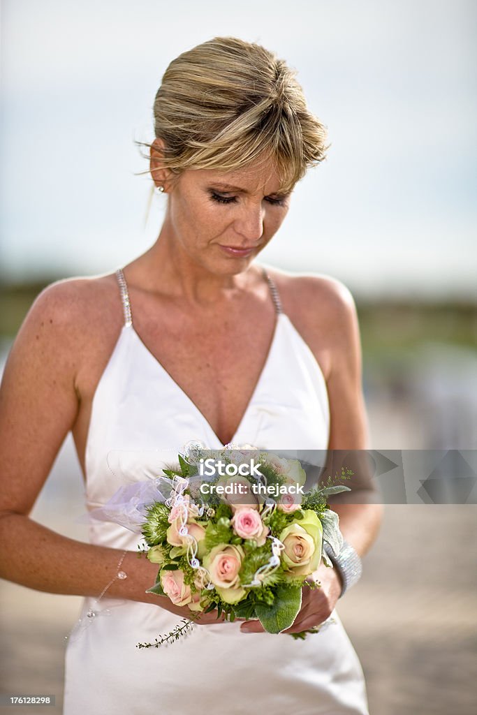 Junge Braut - Lizenzfrei Blume Stock-Foto