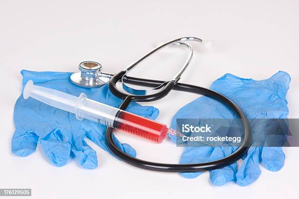 Medical Material Stockfoto und mehr Bilder von Plastische Chirurgie - Plastische Chirurgie, Verbandskasten, Allgemeinarztpraxis