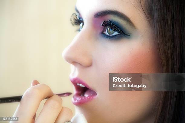 Makeup - zdjęcia stockowe i więcej obrazów Brew - Brew, Dorosły, Eyeliner