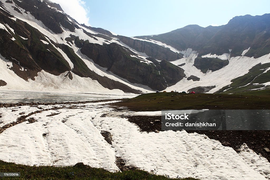 Meia congelado Ratti Nar Lago, Rati Gali, Caxemira, 13000 Pés - Royalty-free Ao Ar Livre Foto de stock