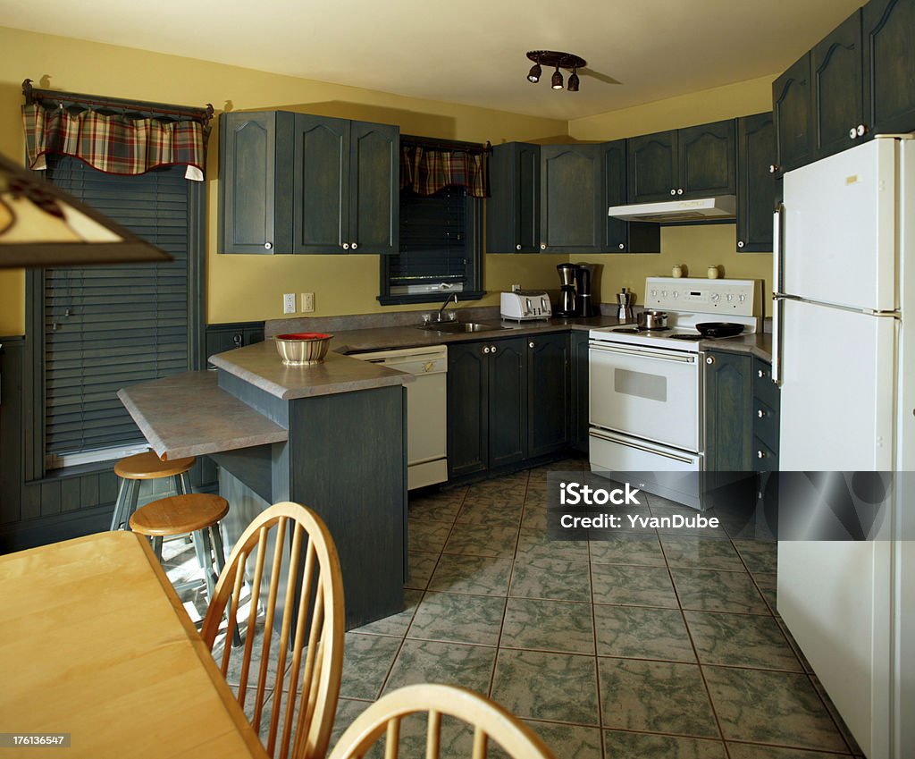 Cozinha moderna - Foto de stock de Apartamento royalty-free