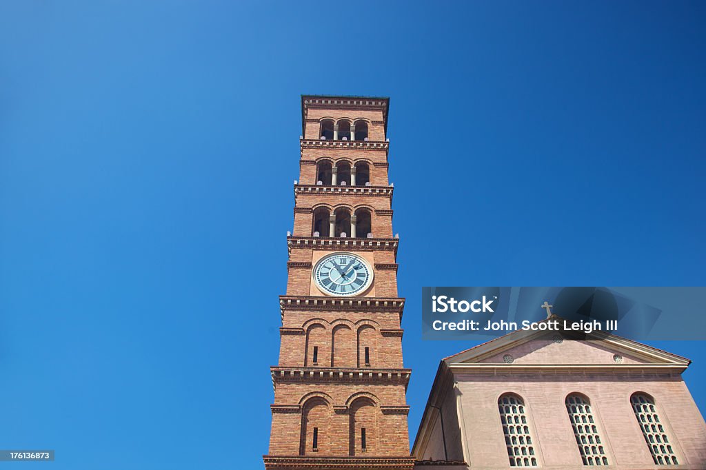 Kirche und den Clock Tower - Lizenzfrei Kalifornien Stock-Foto