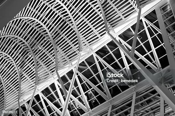 Moderna Arquitetura Feixes - Fotografias de stock e mais imagens de Abstrato - Abstrato, Arco - Caraterística arquitetural, Arquitetura