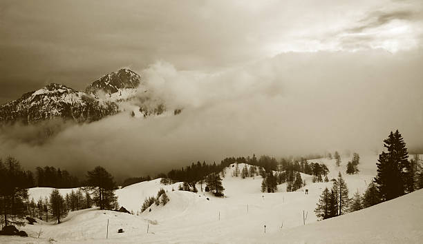 koc - apres ski snow winter european alps zdjęcia i obrazy z banku zdjęć