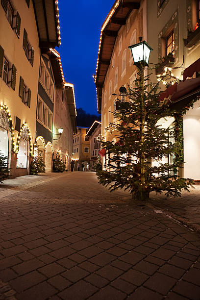 istock Street in christmas 176148077