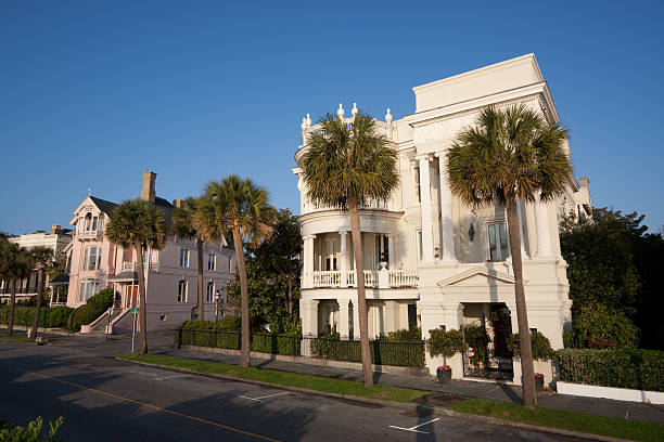 istock Charleston Colonial Houses 176159354