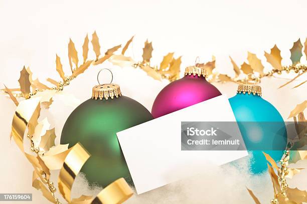 Decorazioni Di Natale E Carta - Fotografie stock e altre immagini di Blu - Blu, Cartolina di auguri, Colore verde