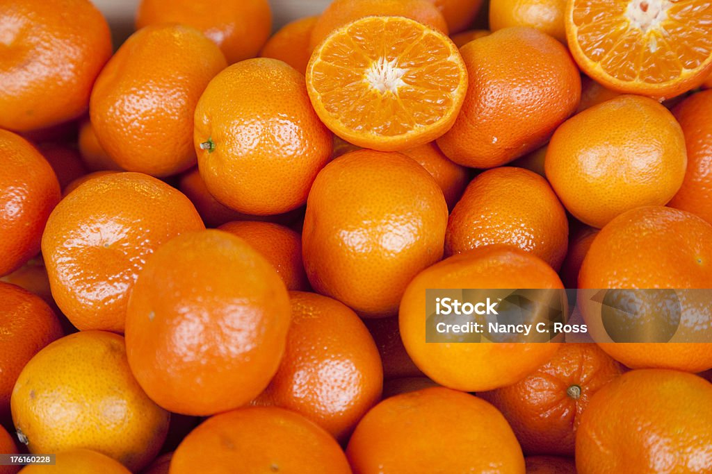 Clementine laranjas em exibição no mercado, orgânico - Foto de stock de Alimentação Saudável royalty-free